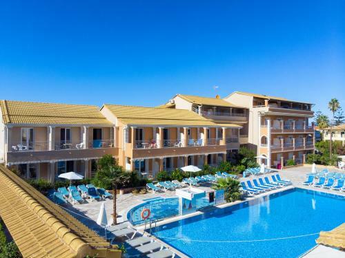 Kavos Plaza Hotel