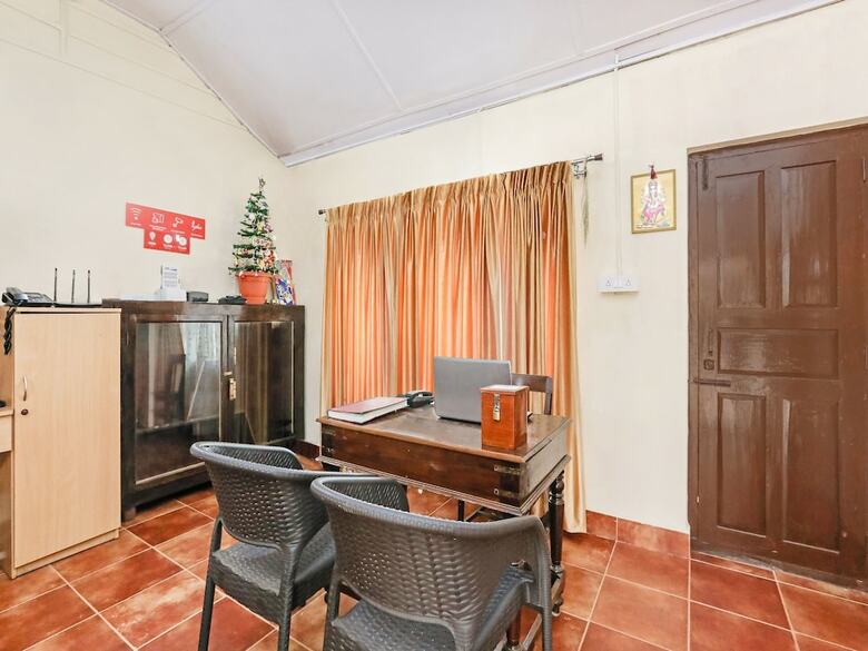 Bed & Breakfast Oyo 19168 Alathcad Homestay