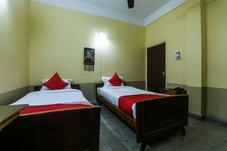 Hotel Oyo 16396 Riverview Guest House