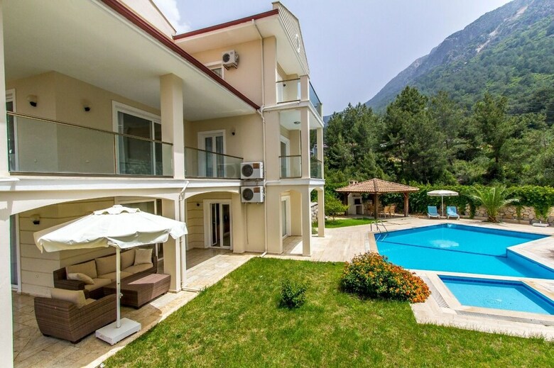 Villa Mine 1 By Tatilpremium