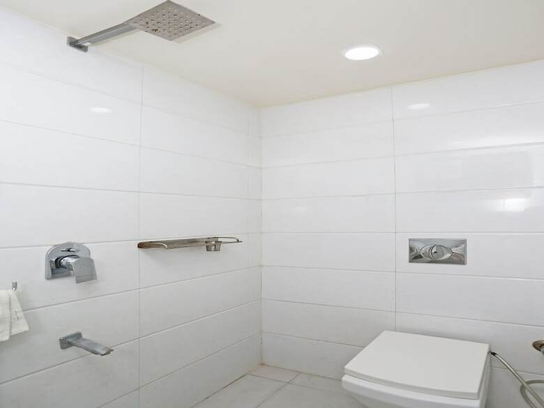 Oyo 17280 Hotel Shivaay