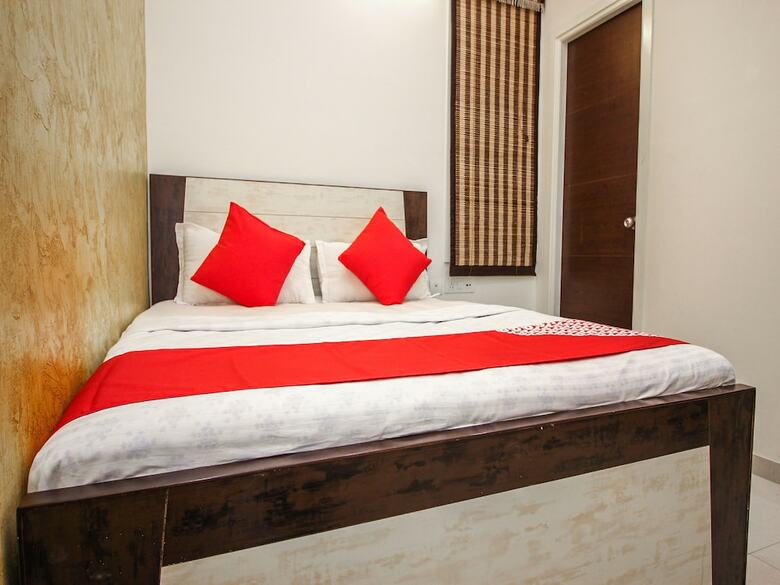Hotel Oyo 14891 Madhav Villa