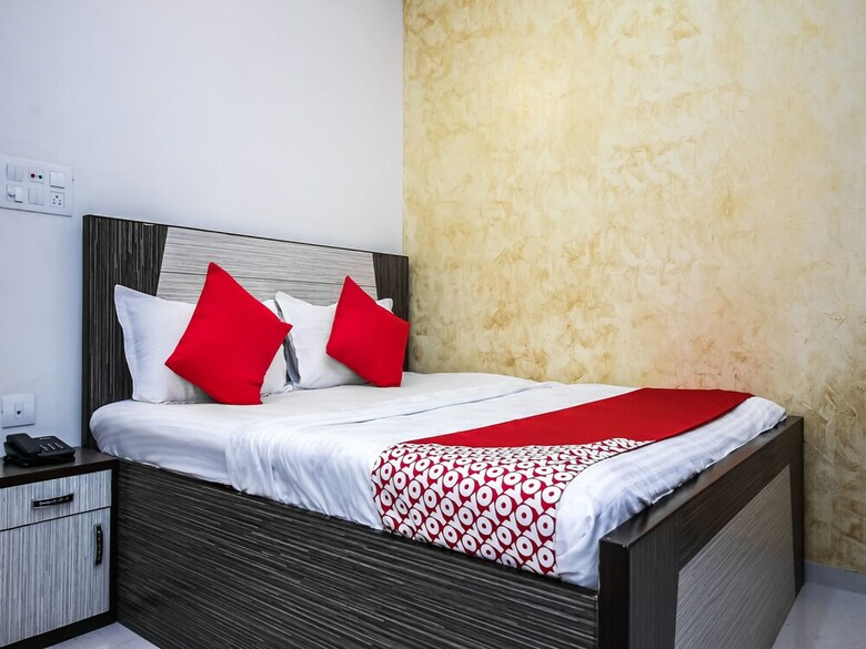Hotel Oyo 14891 Madhav Villa