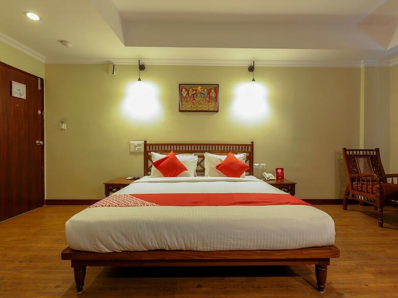Oyo 22050 Aramana Hotel