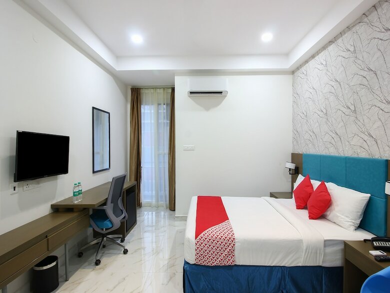 Hotel Oyo 13219 Sri Rama Excellency