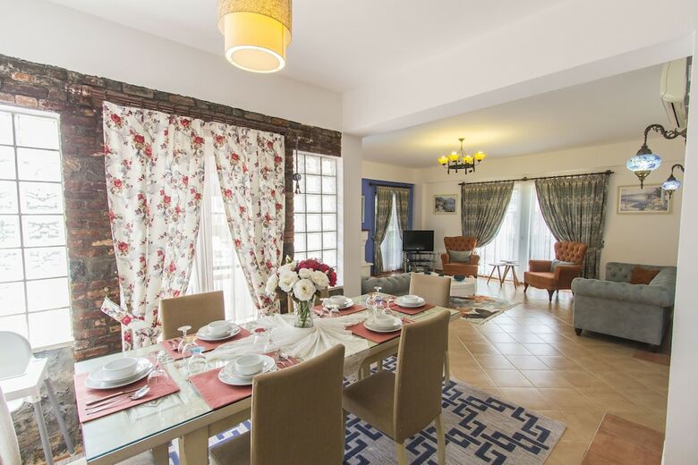 Villa Sierra By Tatilpremium
