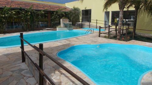 Hostal Pousada Aldeia Das Flores