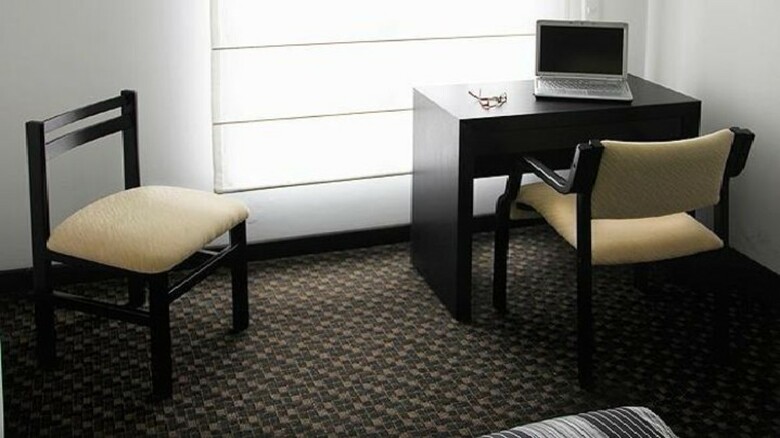 Hotel Confort 80 Castellana