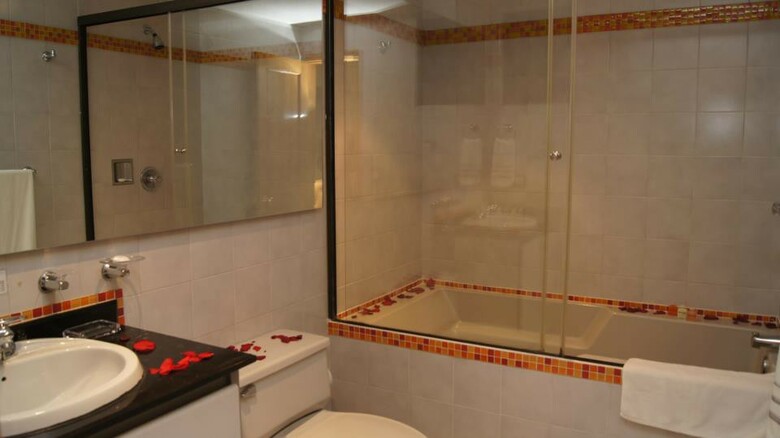 Hotel Breton Hill Parque 93