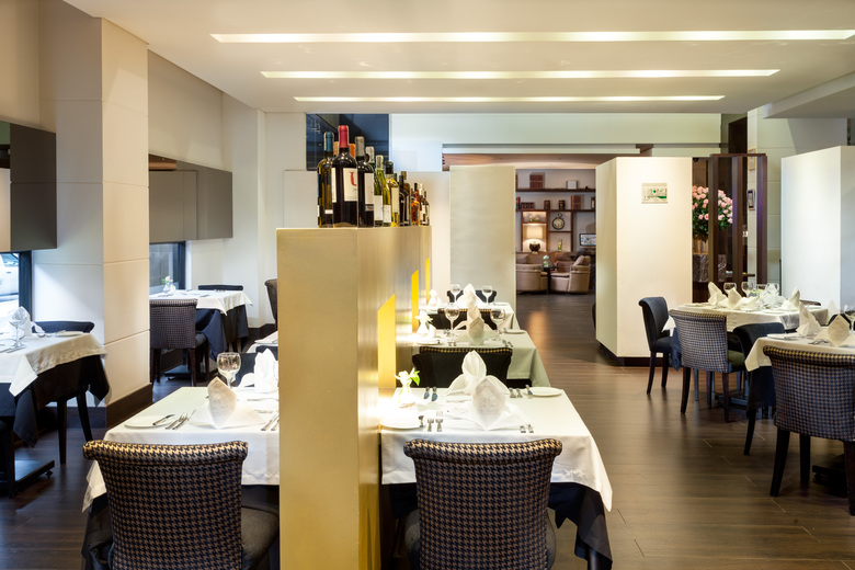Aparthotel 93 Luxury Suites & Residences