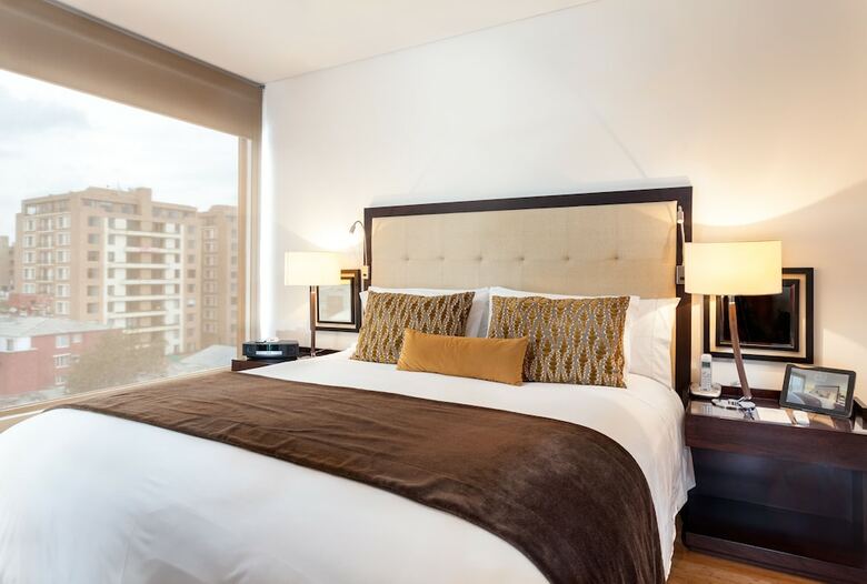 Aparthotel 93 Luxury Suites & Residences