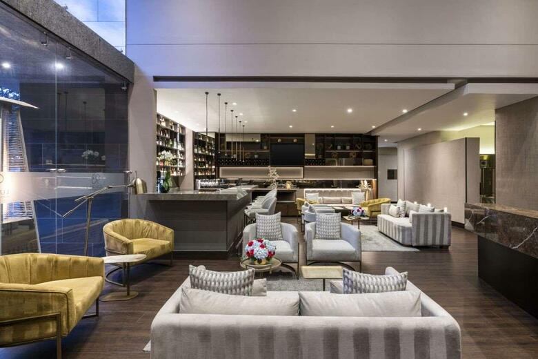 Aparthotel 93 Luxury Suites & Residences