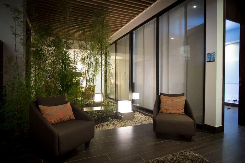 Aparthotel 93 Luxury Suites & Residences