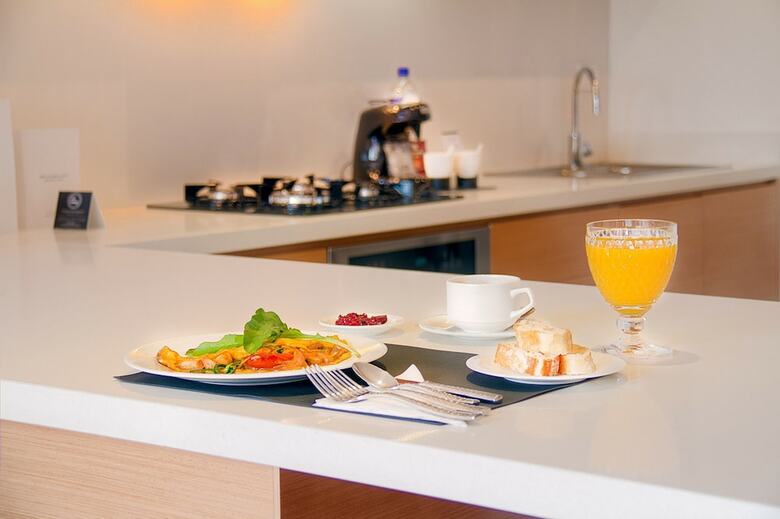 Aparthotel 93 Luxury Suites & Residences