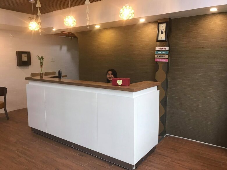 Hotel 7 Days Inn