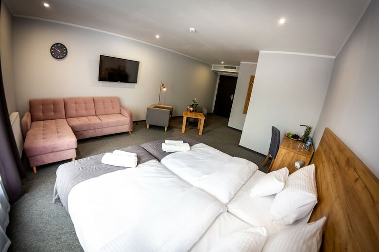 Seven Hotel