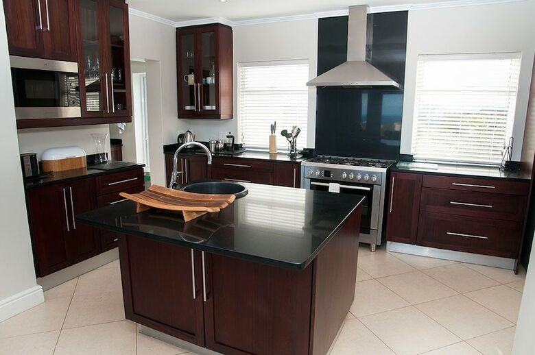 Villa 9 Sheerline