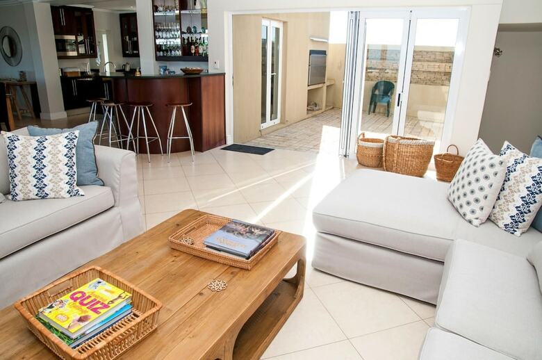 Villa 9 Sheerline