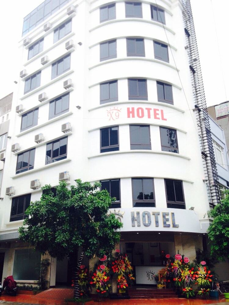 X9 Hotel