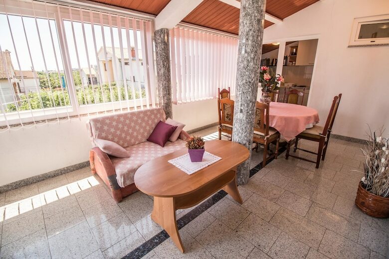 Apartments Divna