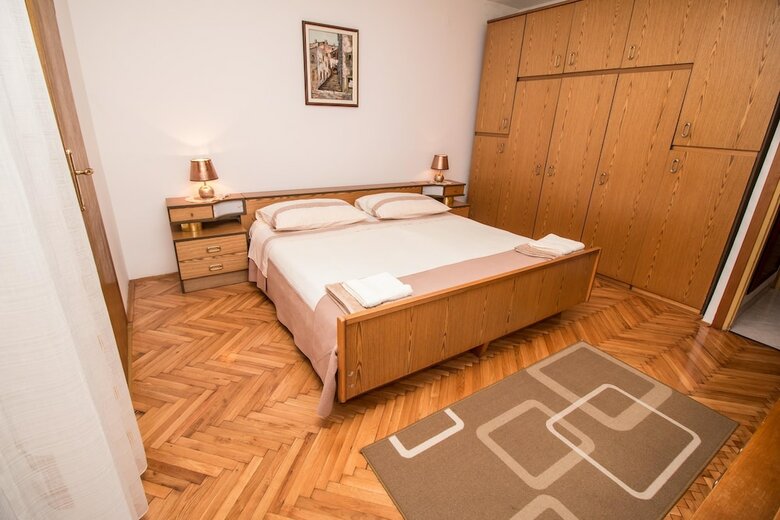 Apartments Divna