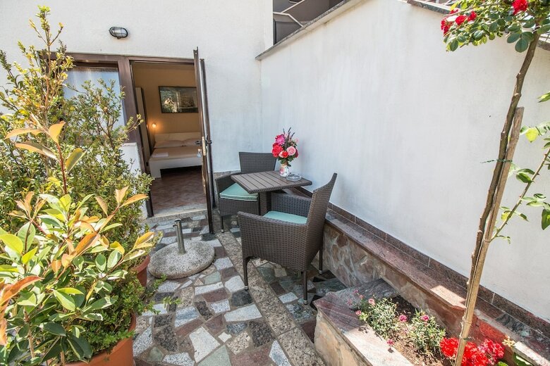 Apartments Divna