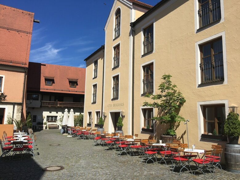 Brauereigasthof Und Hotel Schattenhofer