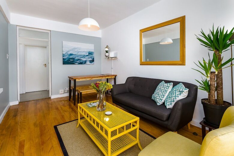 Apartamentos Bay Point 4b