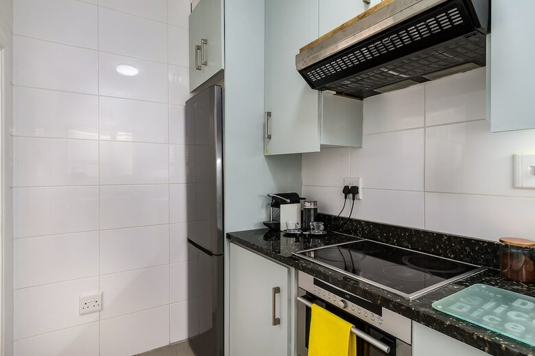 Apartamentos Bay Point 4b