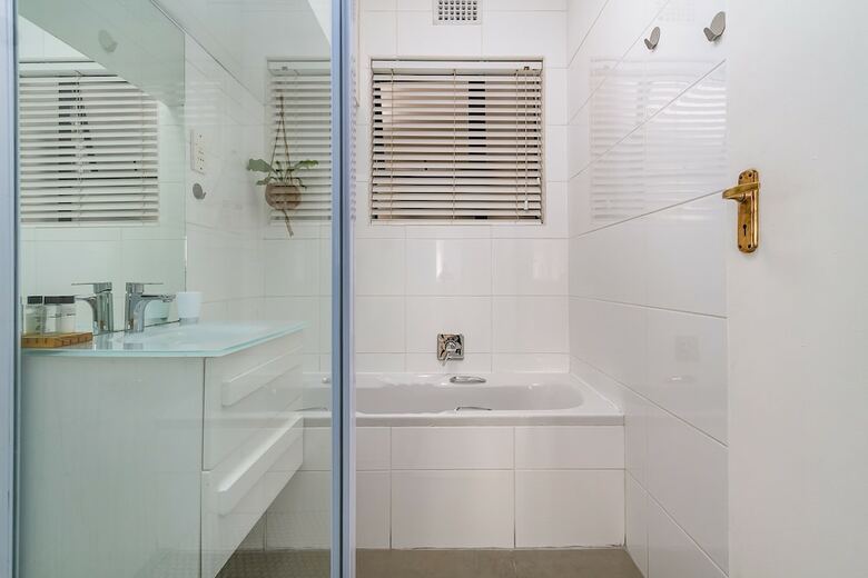 Apartamentos Bay Point 4b