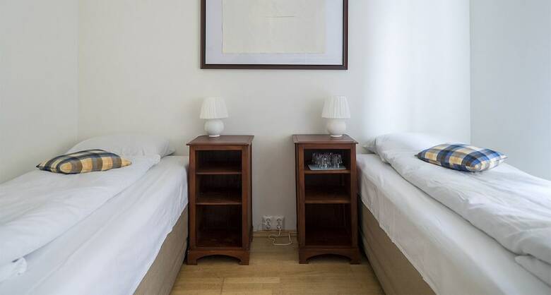 Hotel Skyrh�sid Guesthouse