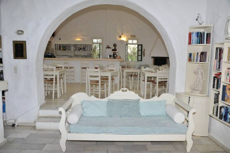 Anezina Hotel