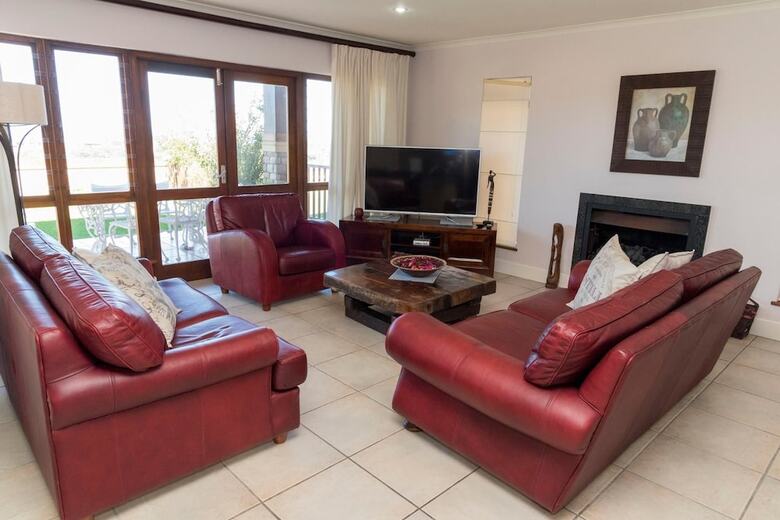Villa 2