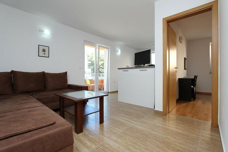 Apartments Hanna