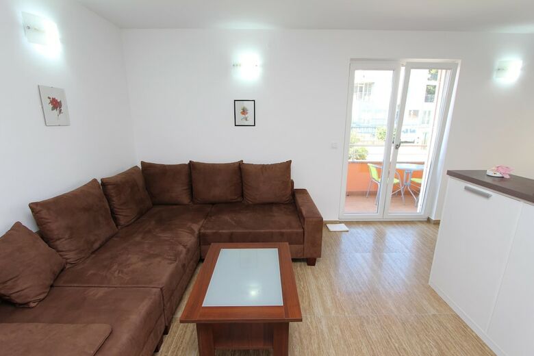 Apartments Hanna