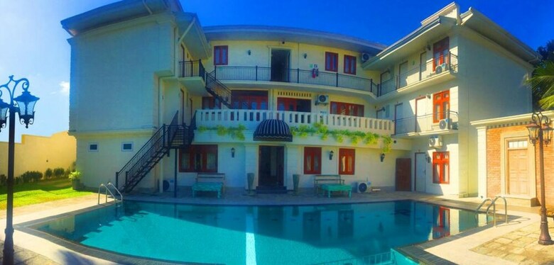 Forever City Hotel