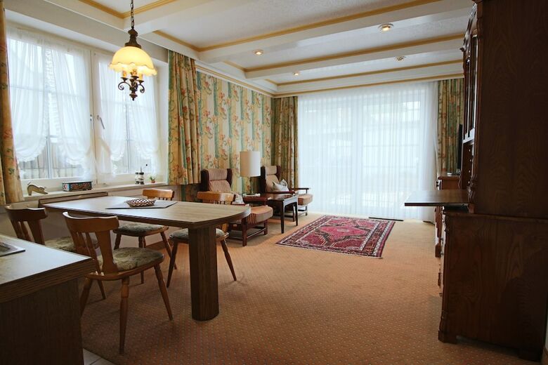 Aparthotel Landhaus Stutzi