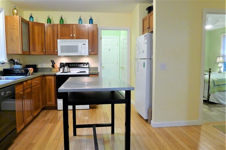 300 Gross Hill - 3 Bedroom House