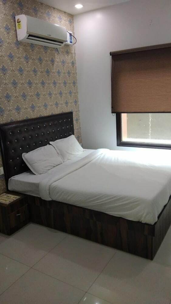 Hotel Angad Inn