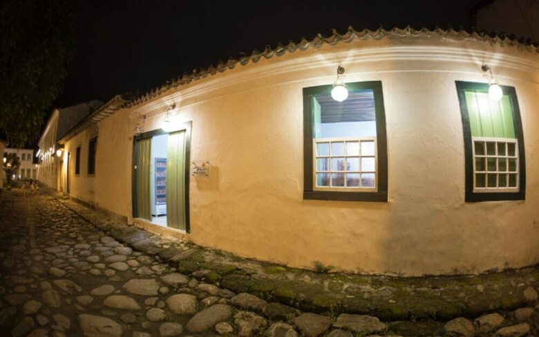 Hostal Macab�a Hostel E Pousada