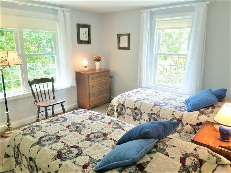 12 Areys - 4 Bedroom House