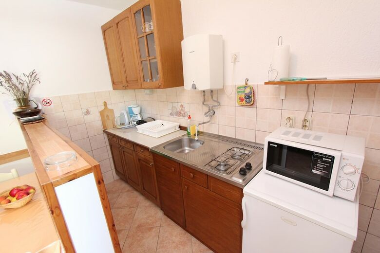 Apartments Lara
