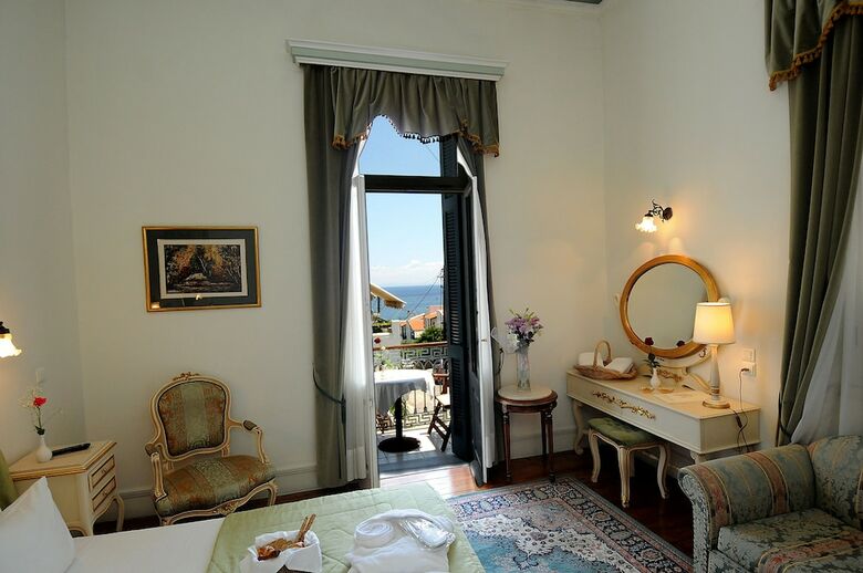 Hotel Pyrgos Of Mytilene
