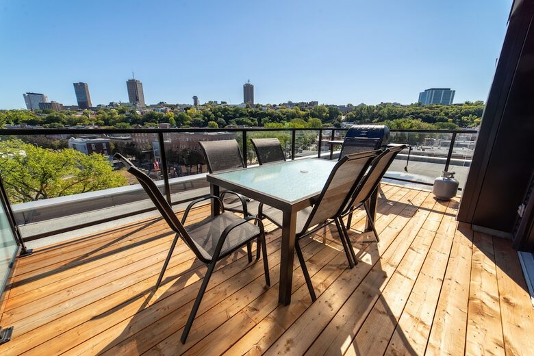Apartamentos Aux Havres Urbains-penthouse Du Kam�l�on