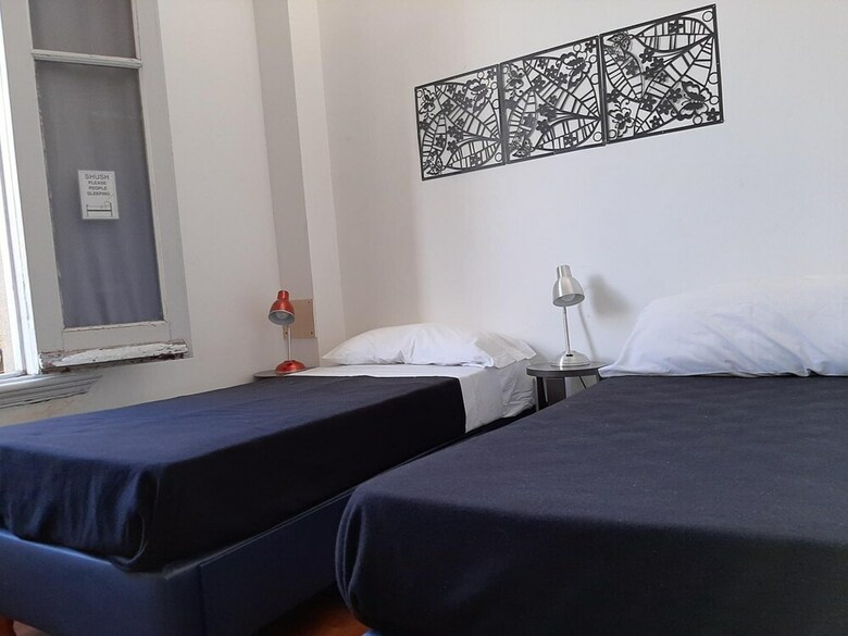 Hostal Art Factory Guest House