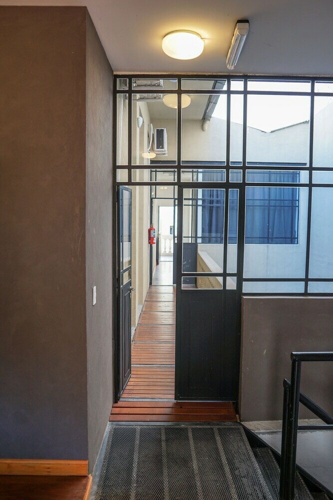 Hostal Art Factory Guest House