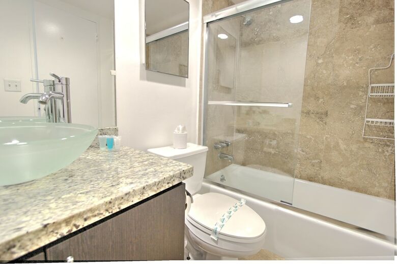 Aparthotel Tides - Private Condo