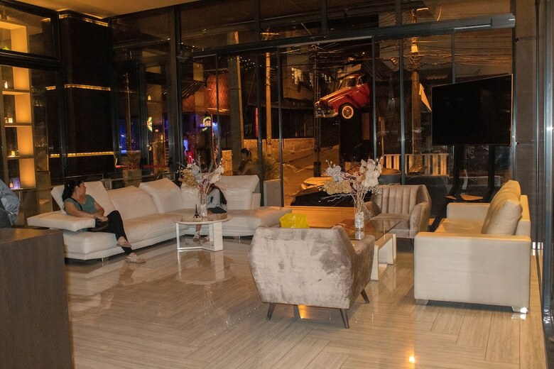 Aparthotel Ultra Luxury 2 Bed Loft In Lleras