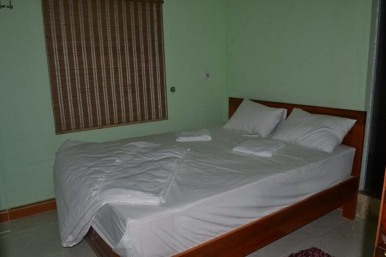 Hostal Village House - Hostel