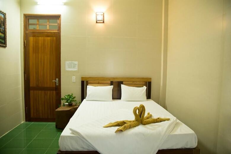 Hostal Village House - Hostel